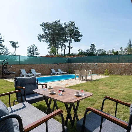 Villa Tuerkoglu Akyaka Kuyucak Daily Weekly *